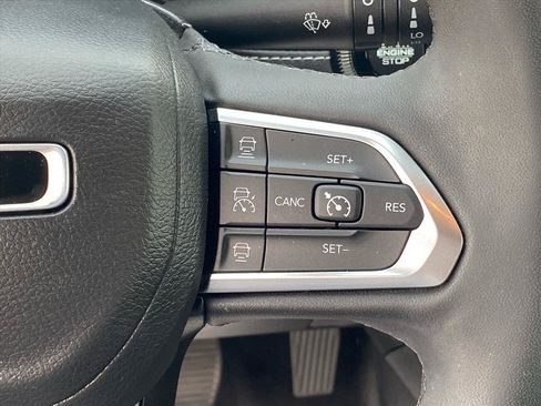 Used 2023 Jeep Compass High Altitude AWD/4WD image 18