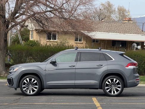 Used 2021 Volkswagen Atlas Cross Sport SEL Premium R-Line image 8
