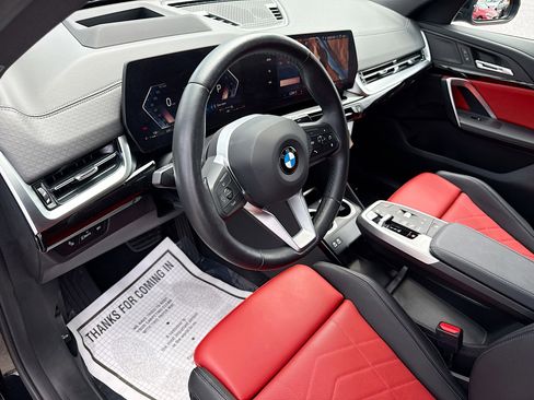 Used 2025 BMW X2 xDrive28i AWD/4WD image 26