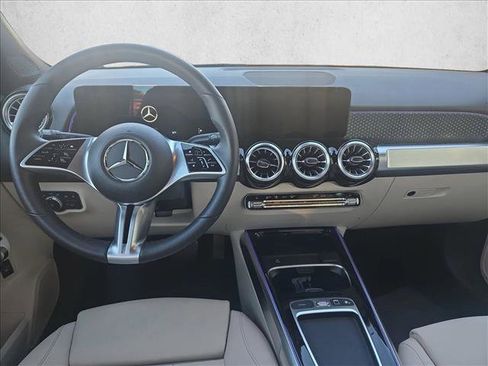 Certified 2025 Mercedes-Benz GLB 250 image 16