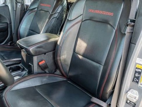 Used 2021 Jeep Gladiator Rubicon image 19