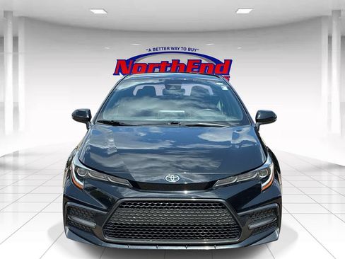 Used 2021 Toyota Corolla SE w/ Carpet Mat Package (TMS) FWD image 2
