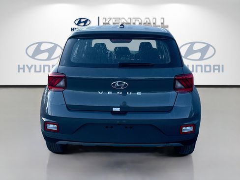 New 2026 Hyundai Venue SE image 5