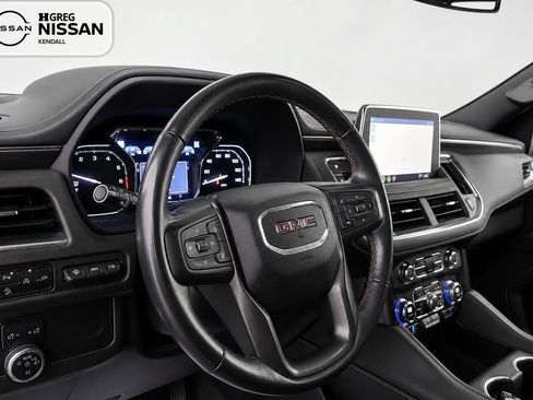 Used 2021 GMC Yukon XL AT4 w/ AT4 Premium Package AWD/4WD image 8