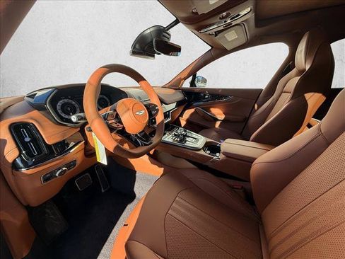 Used 2026 Aston Martin DBX 707 AWD/4WD image 15