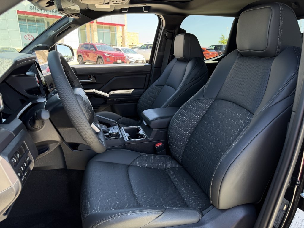 Used 2026 Toyota Tacoma TRD Off-Road w/ TRD Off Road Premium Package AWD/4WD image 25