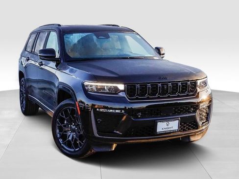 New 2026 Jeep Grand Cherokee L Summit w/ Obsidian Package AWD/4WD image 2