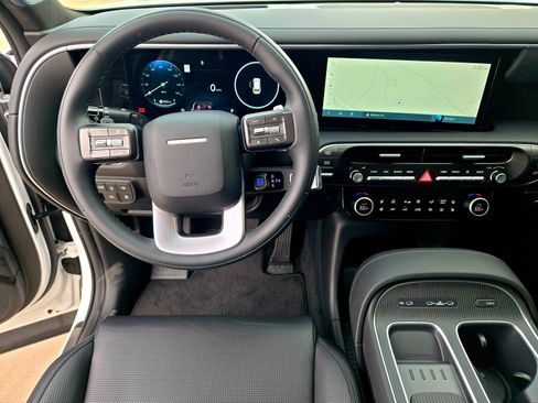 Used 2026 Hyundai Palisade Calligraphy image 13