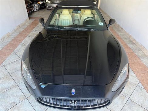 Used 2010 Maserati GranTurismo Convertible image 50