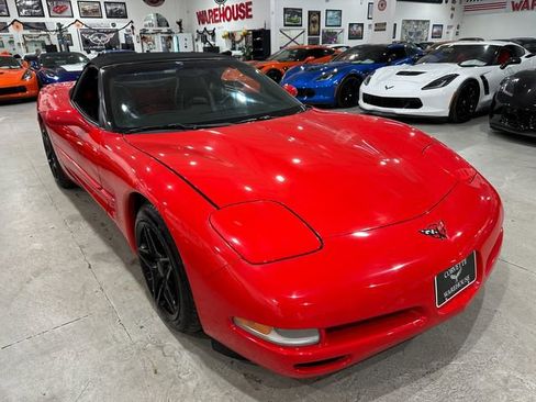 Used 2002 Chevrolet Corvette Convertible w/ Preferred Equipment Group2 image 4