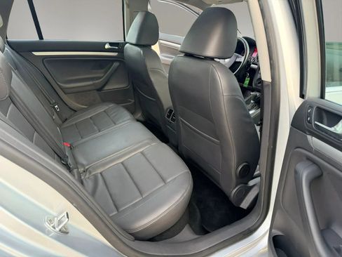 Used 2009 Volkswagen Jetta TDI FWD image 19