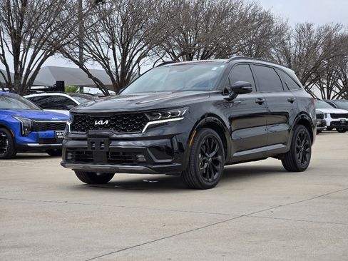 Certified 2023 Kia Sorento SX image 2