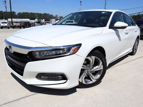 Used 2018 Honda Accord EX-L image 2