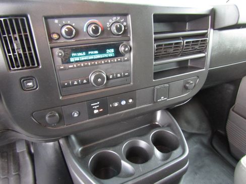 Used 2021 Chevrolet Express 2500 w/ Driver Convenience Package RWD image 12