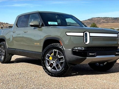 Used 2022 Rivian R1T Launch Edition image 3