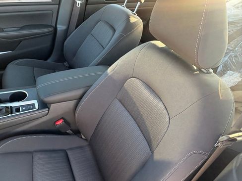 New 2025 Nissan Altima 2.5 SV w/ SV Premium Package image 20