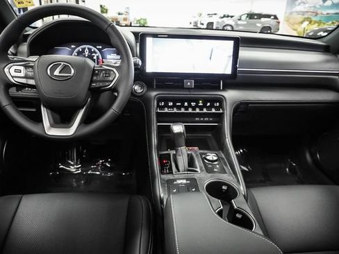 Used 2026 Lexus IS 350 F Sport w/ Accessory Package Z1 RWD image 19