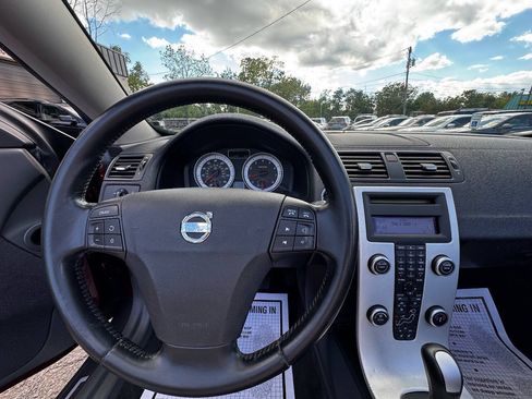 Used 2011 Volvo C70 T5 w/ Climate Pkg FWD image 15