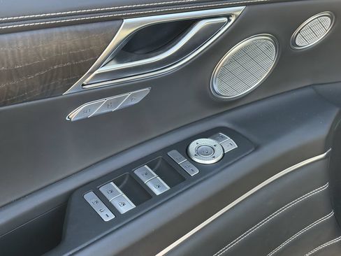 Used 2022 Genesis GV80 3.5T Prestige Signature AWD/4WD image 13