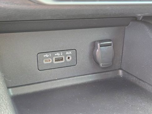 Used 2020 Nissan Sentra SR FWD image 31
