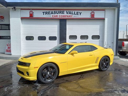 Used 2010 Chevrolet Camaro SS w/ LPO, Ground Effects Package RWD image 1