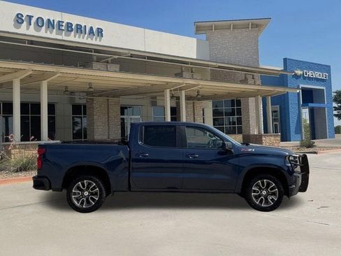 Used 2021 Chevrolet Silverado 1500 RST AWD/4WD image 4