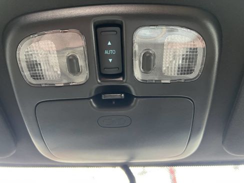 Used 2011 Ford Escape XLT w/ 202A Rapid Spec Order Code image 26