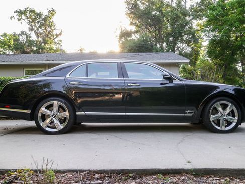 Used 2016 Bentley Mulsanne Speed RWD image 9