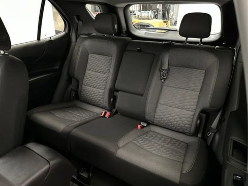 Used 2019 Chevrolet Equinox LT image 27