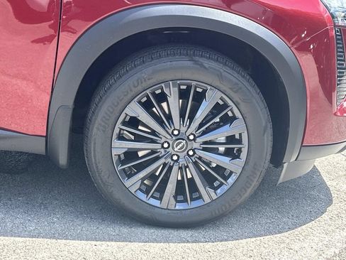 New 2026 Nissan Pathfinder SL w/ SL Premium Package (P04) AWD/4WD image 9
