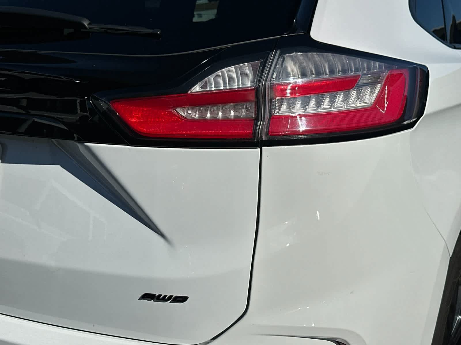 Used 2023 Ford Edge SE w/ Black Appearance Package AWD/4WD image 9