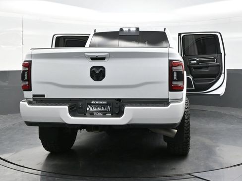 Used 2021 RAM 2500 Laramie w/ Night Edition AWD/4WD image 41