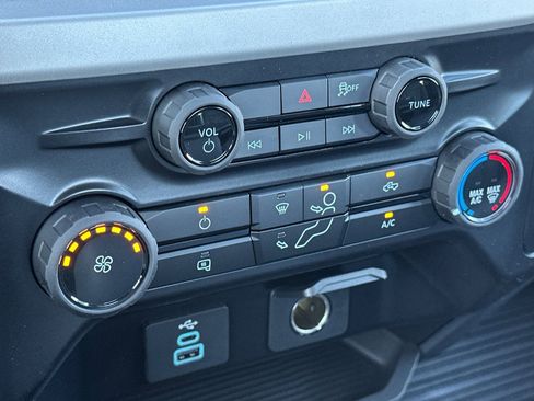 New 2026 Ford F250 XL w/ XL Chrome Package image 18