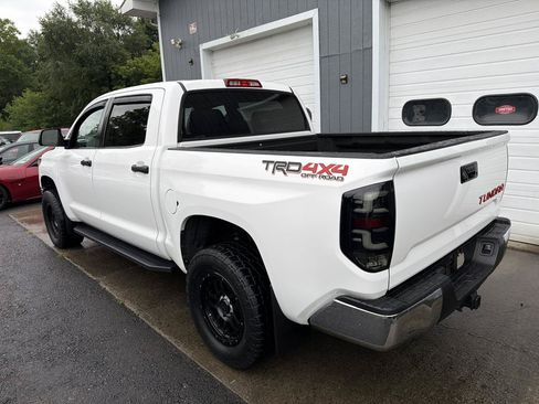 Used 2018 Toyota Tundra SR5 w/ TRD Off Road Package AWD/4WD image 6