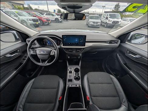 Used 2025 Ford Escape SE FWD image 21
