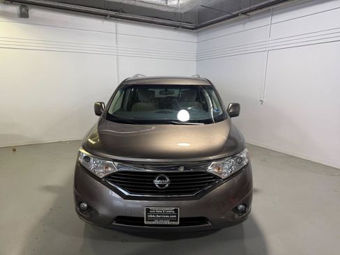 Used 2017 Nissan Quest SV FWD image 3