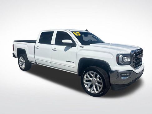 Used 2017 GMC Sierra 1500 SLE w/ SLE Fleet Preferred Package AWD/4WD image 10