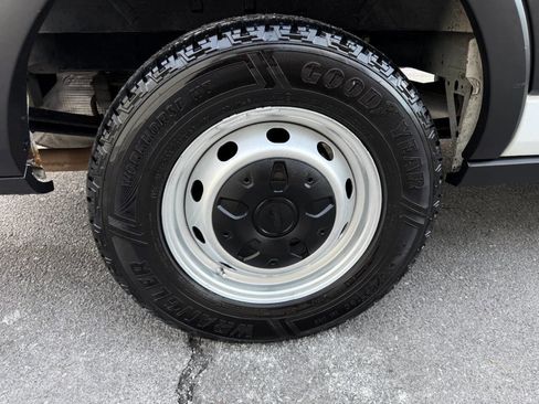 Used 2019 Ford Transit 350 148 Medium Roof image 40