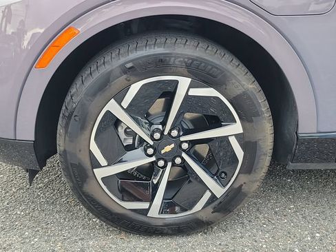 Certified 2025 Chevrolet Equinox EV LT FWD image 7