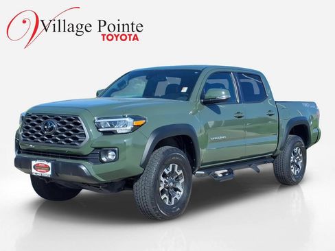Certified 2021 Toyota Tacoma TRD Off-Road w/ TRD Premium Off Road Package AWD/4WD image 1