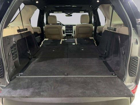 Used 2017 Land Rover Discovery HSE AWD/4WD image 62