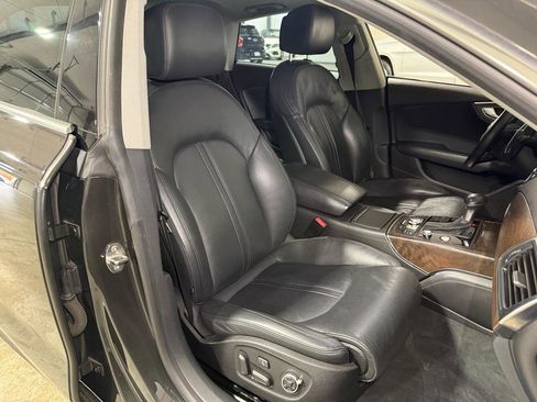 Used 2013 Audi S7 Prestige w/ Innovation Pkg image 24
