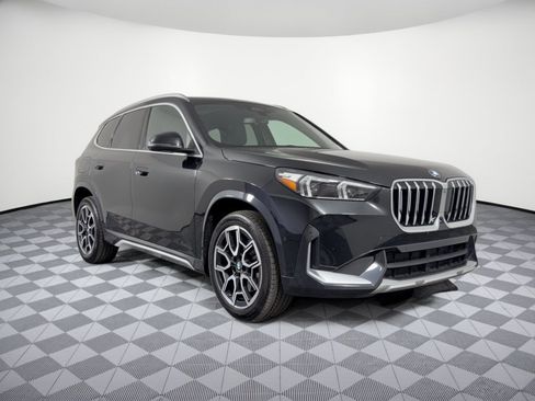Used 2025 BMW X1 xDrive28i AWD/4WD image 7
