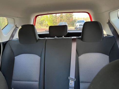 Used 2025 Kia Soul LX w/ LX Technology Package image 36