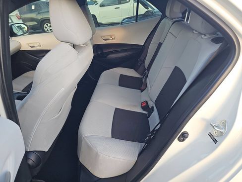 Used 2019 Toyota Corolla SE FWD image 6