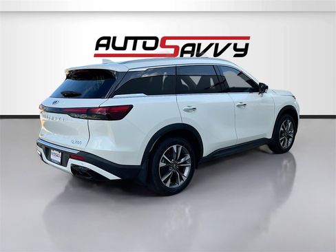 Used 2024 INFINITI QX60 Luxe w/ Cargo Package image 7
