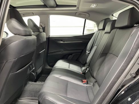 Used 2026 Toyota Camry XLE AWD/4WD image 16
