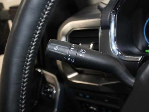 Used 2023 Ford F150 Lariat w/ Equipment Group 502A High image 40