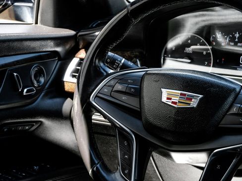 Used 2017 Cadillac CT6 Luxury image 29