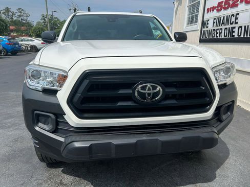 Used 2020 Toyota Tacoma SR RWD image 3